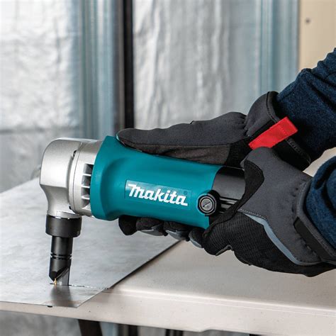 Makita sheet metal nibbler